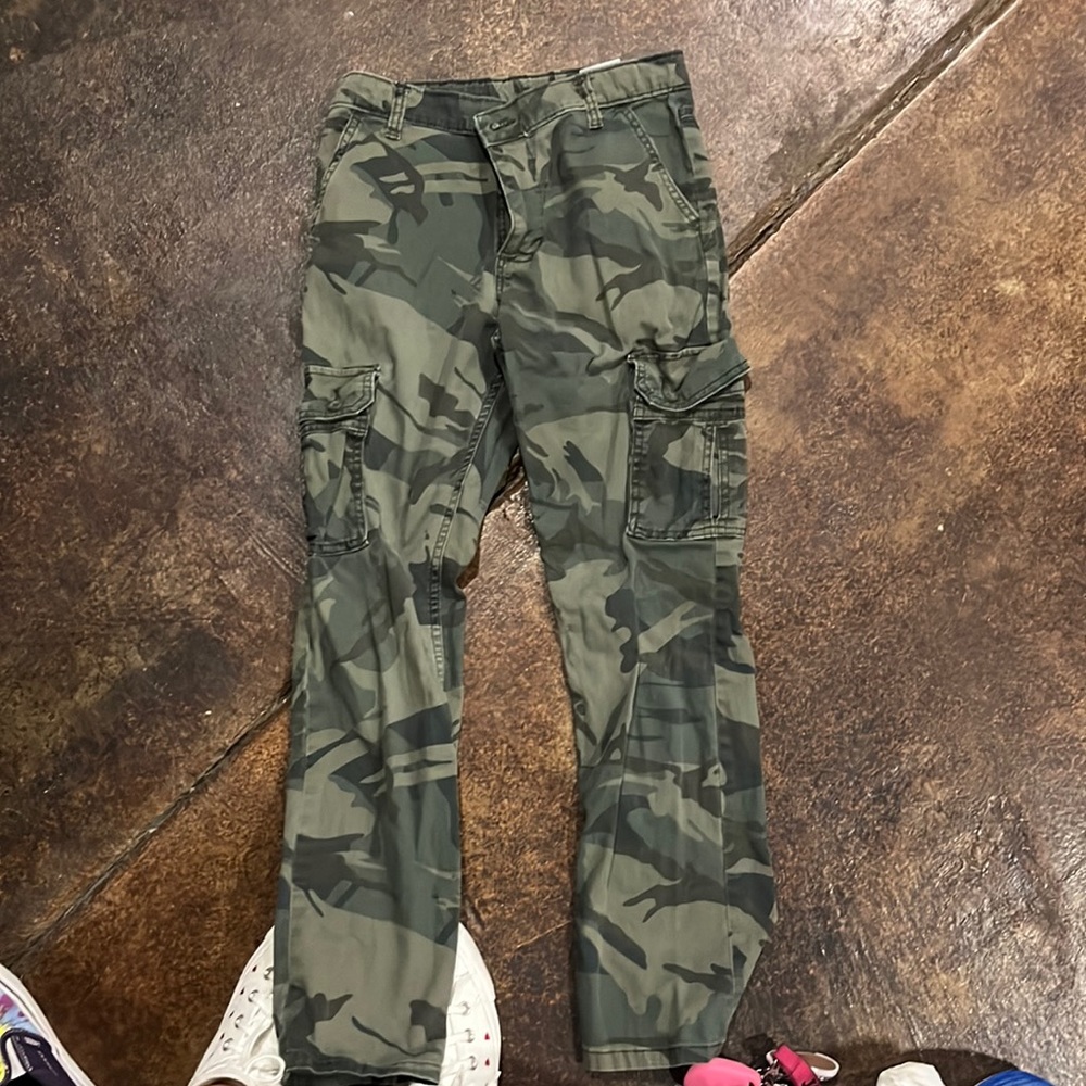 wrangler camo pants